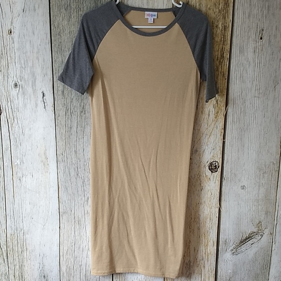 XS Lularoe Julia - Picture 1 of 1